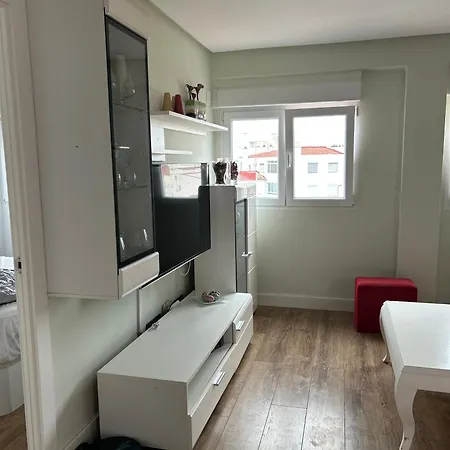 Piso Miraflores * 萨拉戈萨